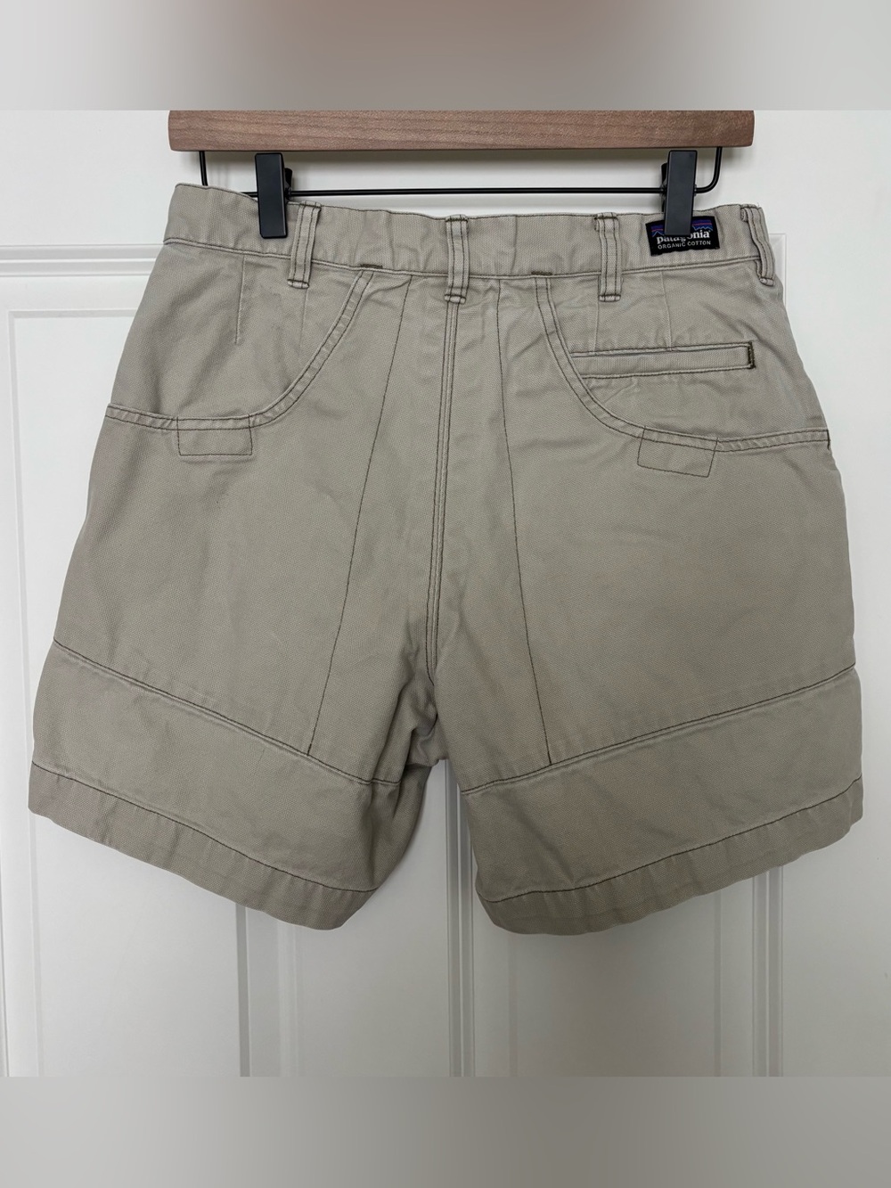 Patagonia Men's Stand Up Shorts, El Cap Khaki, Size 30, Good condition - Picture 2 of 9